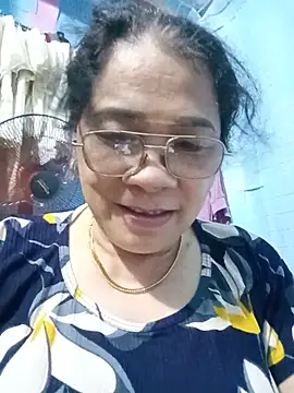 Snapshot of Funsexy1 chatting on June 4, 3:06 pm Funsexy1 online show from June 4, 3:06 pm