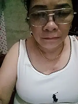 Snapshot of Funsexy1 chatting on June 6, 9:09 pm Funsexy1 online show from June 6, 9:09 pm