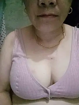 Snapshot of Funsexy1 chatting on June 5, 8:36 pm Funsexy1 online show from June 5, 8:36 pm
