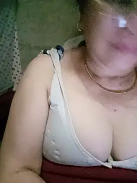 Snapshot of Funsexy1 chatting on May 29, 2:56 pm Funsexy1 online show from May 29, 2:56 pm