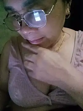Snapshot of Funsexy1 chatting on May 11, 4:04 pm Funsexy1 online show from May 11, 4:04 pm