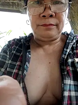 Snapshot of Funsexy1 chatting on June 16, 9:42 am Funsexy1 online show from June 16, 9:42 am