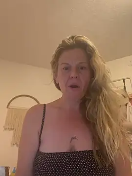 GwenWilde31 online show from May 31, 11:27 am