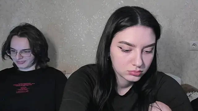 muuur love231 online show from April 7, 3:36 pm