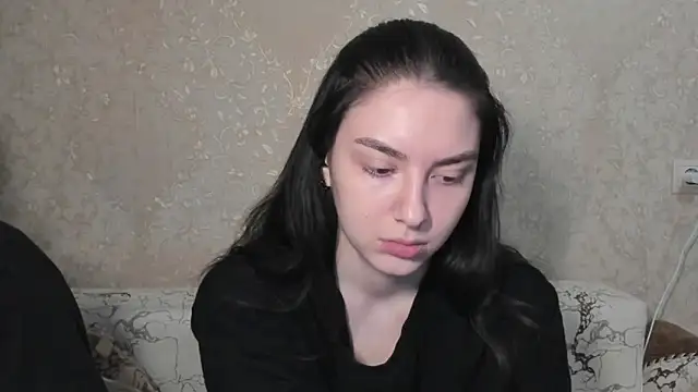 Snapshot of muuur_love231 chatting on May 19, 3:19 pm muuur love231 online show from May 19, 3:19 pm
