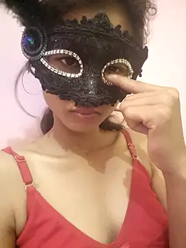 Curvy Amyra online show from April 2, 10:44 am
