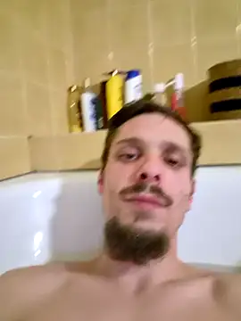 legars844 online show from March 26, 8:40 pm