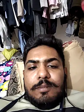 roselover2222 online show from April 30, 4:52 am