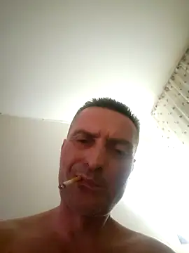 Snapshot of tika_taka chatting on March 22, 1:42 am tika taka online show from March 22, 1:42 am