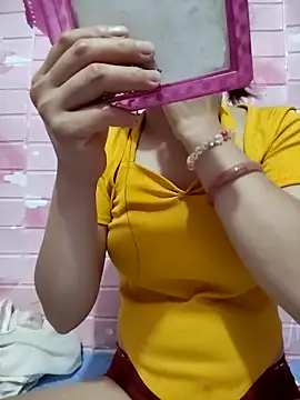 Ruby Lucy online show from March 23, 1:22 pm