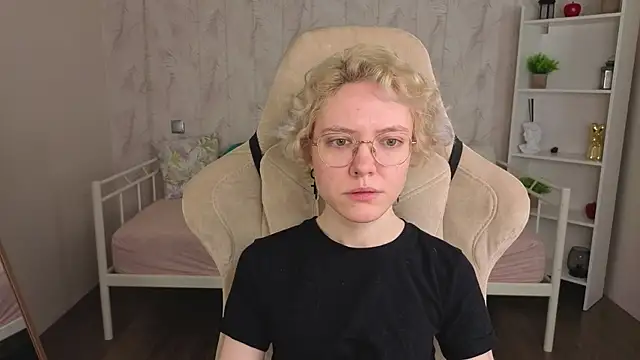 HottoKori online show from May 25, 5:40 am