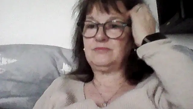 Chrismaturefrench online show from March 22, 2:29 pm