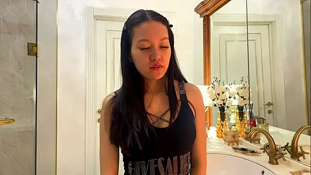 ayanovae online show from March 26, 6:00 am