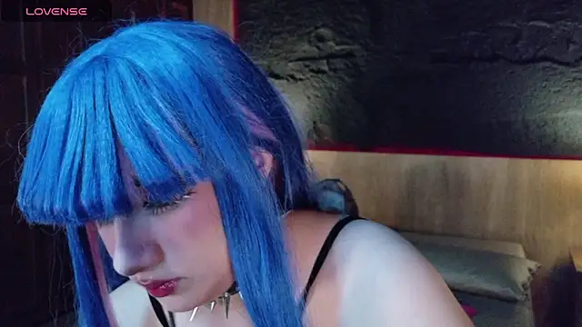 Carmillaa online show from June 16, 10:21 pm