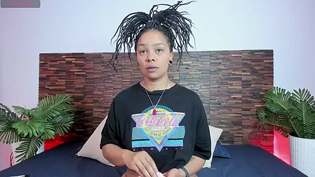 andreazoe online show from April 14, 2:33 pm