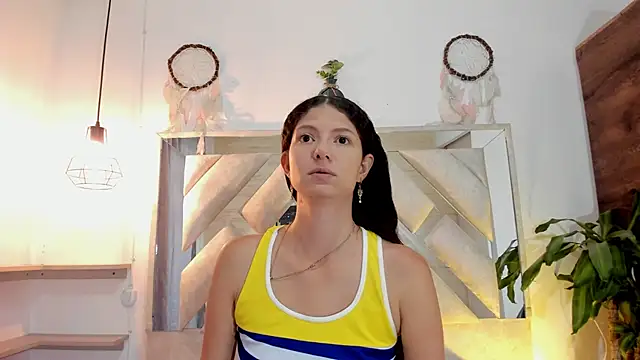 sofy bonnet1 online show from May 4, 12:08 pm