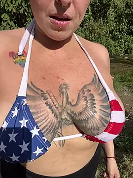 MiaHotboobs online show from March 21, 8:35 pm