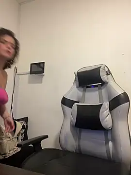 MiaHotboobs online show from May 3, 4:21 pm
