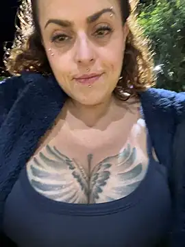MiaHotboobs online show from April 21, 2:14 am
