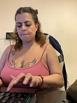 MiaHotboobs online show from April 7, 11:06 pm