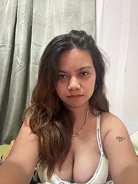 deseyy online show from April 9, 6:14 pm