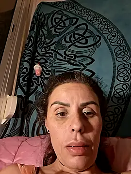 chiquitilla41 online show from April 16, 2:23 am