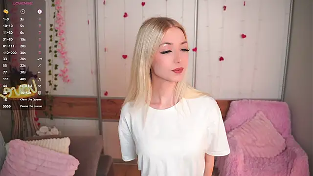 ScarlettRansdell online show from April 7, 4:09 pm