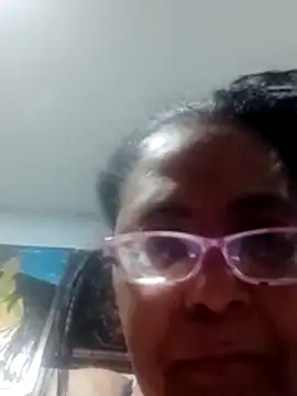 sexymomsn online show from June 4, 8:41 am