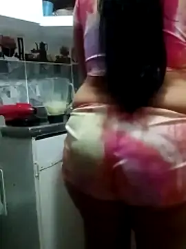 sexymomsn online show from May 12, 10:54 am