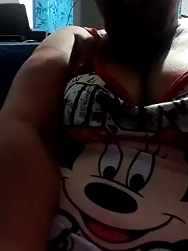 sexymomsn online show from March 26, 5:17 am