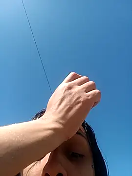 yarinhafox online show from March 22, 12:29 pm