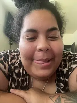 MarieCruz01 online show from March 23, 8:30 pm