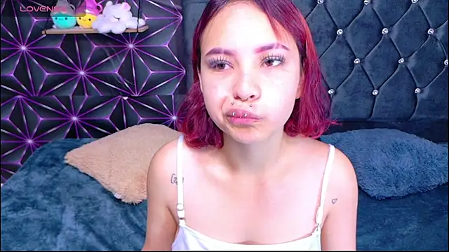 Megam white online show from April 18, 2:52 pm