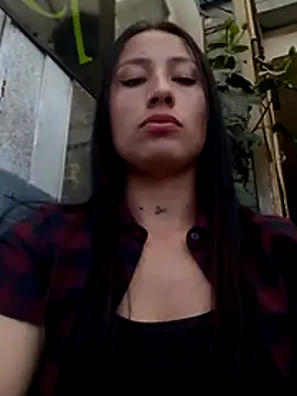 Snapshot of katia_17 chatting on March 24, 6:08 pm katia 17 online show from March 24, 6:08 pm