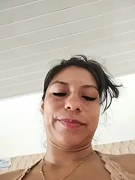 Snapshot of AngelicaStorms chatting on July 28, 4:39 pm AngelicaStorms online show from July 28, 4:39 pm