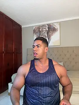 Snapshot of Trevor_vinc chatting on April 29, 5:52 pm Trevor vinc online show from April 29, 5:52 pm