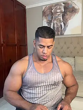 Snapshot of Trevor_vinc chatting on April 28, 1:26 pm Trevor vinc online show from April 28, 1:26 pm