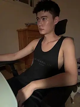 Snapshot of CalvinHY chatting on June 20, 6:02 pm CalvinHY online show from June 20, 6:02 pm