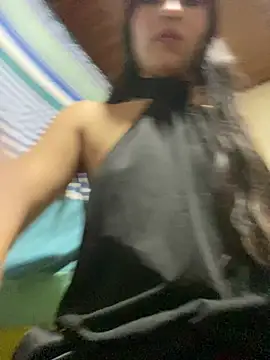 Snapshot of Itze_Mua chatting on May 30, 6:35 pm Itze Mua online show from May 30, 6:35 pm