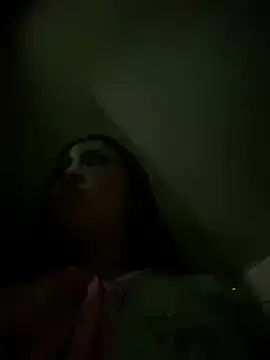 Snapshot of Itze_Mua chatting on May 18, 9:30 pm Itze Mua online show from May 18, 9:30 pm