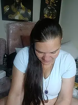 Snapshot of Zuleyka_69 chatting on June 21, 9:20 pm Zuleyka 69 online show from June 21, 9:20 pm