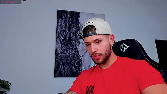 Snapshot of Santos_ramirez1 chatting on June 9, 1:34 pm Santos ramirez1 online show from June 9, 1:34 pm