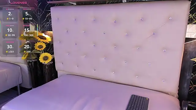 Camille 333 online show from March 23, 1:22 pm