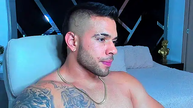 Raytorres online show from May 31, 2:01 pm