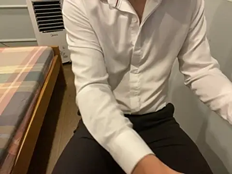 17Komodo online show from July 27, 4:58 pm