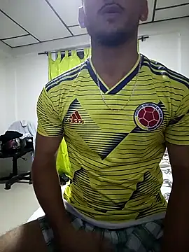 theparce juli online show from March 29, 4:25 am