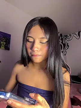 Nubeseliminadas online show from May 15, 1:25 am