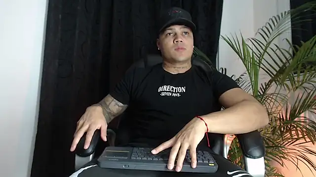 Pedro x777 online show from March 26, 2:10 am
