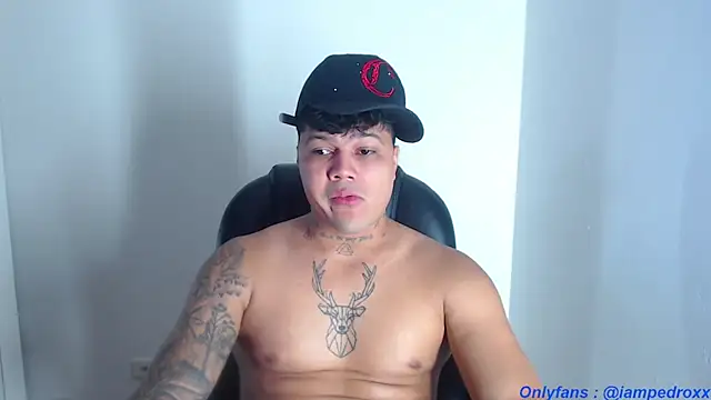 Snapshot of Pedro_x777 chatting on May 22, 11:30 am Pedro x777 online show from May 22, 11:30 am