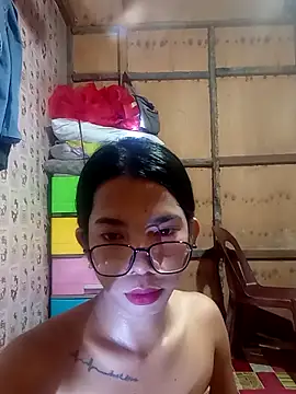 Lady trix01 online show from May 28, 4:42 am